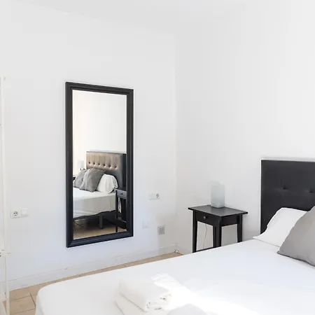 Picasso Corner Premium Homes Apartment